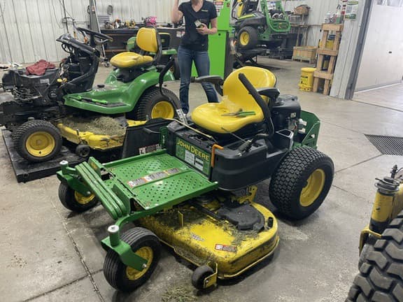 Image of John Deere Z355E equipment image 2