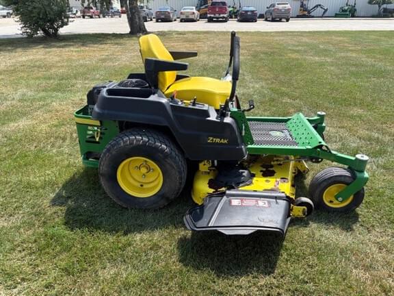 Image of John Deere Z540M equipment image 1