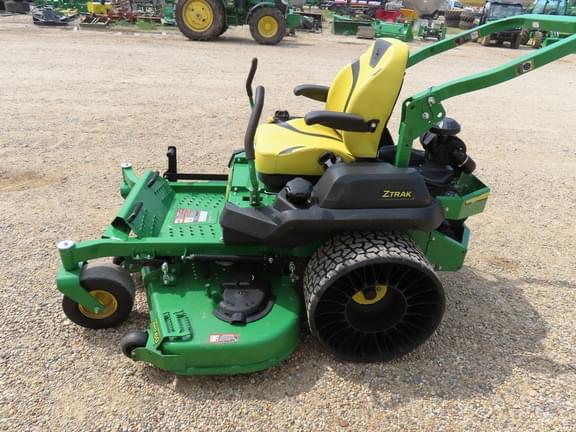 Image of John Deere Z740R equipment image 3