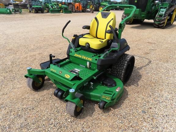 Image of John Deere Z740R equipment image 2