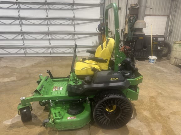 2019 John Deere Z740R Equipment Image0