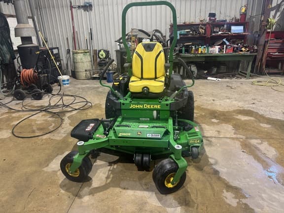 Image of John Deere Z740R equipment image 1