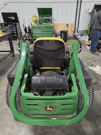 Image of John Deere Z915E equipment image 4
