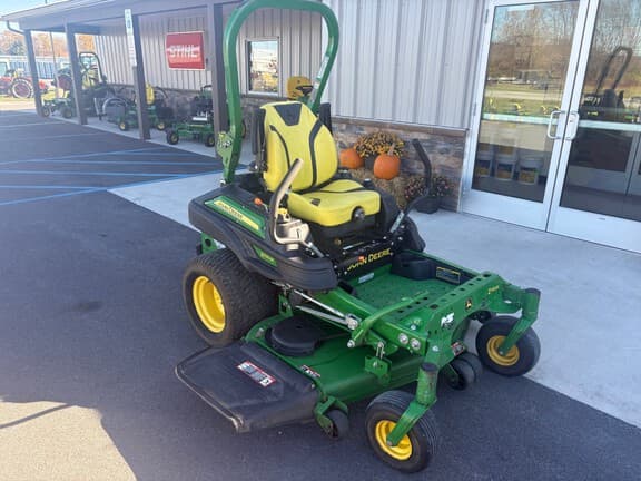 Image of John Deere Z920M equipment image 1