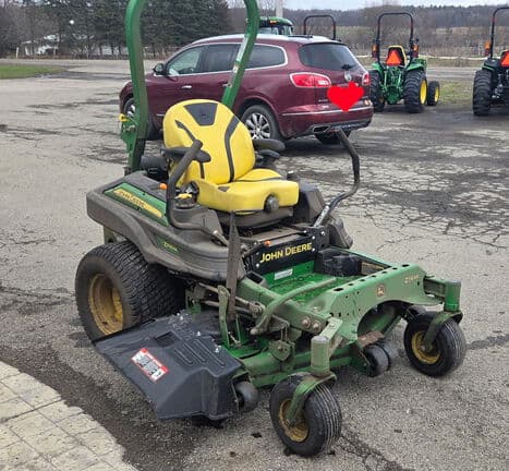 Image of John Deere Z930M equipment image 1