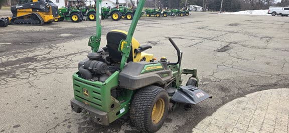 Image of John Deere Z930M equipment image 4