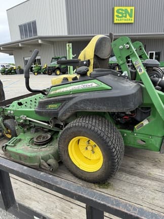 Image of John Deere Z930M equipment image 4