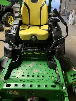 Image of John Deere Z930R equipment image 4