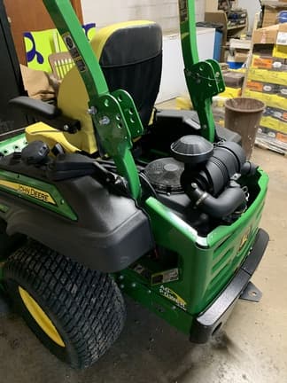 Image of John Deere Z930R equipment image 3