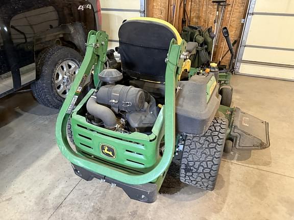 Image of John Deere Z930R equipment image 4