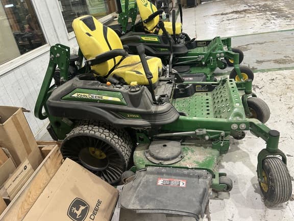 Image of John Deere Z930R Image 1