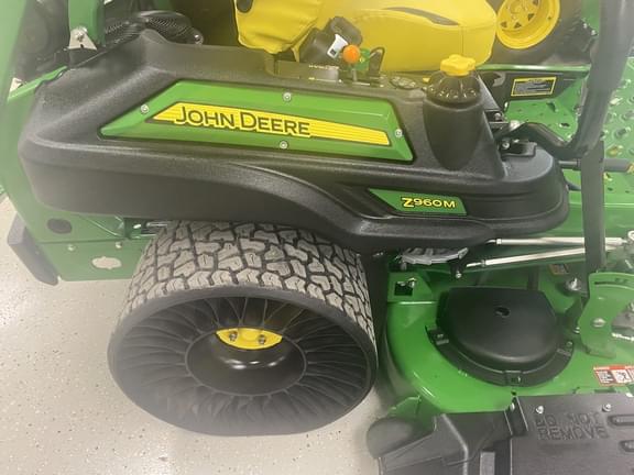 Image of John Deere Z960M equipment image 2