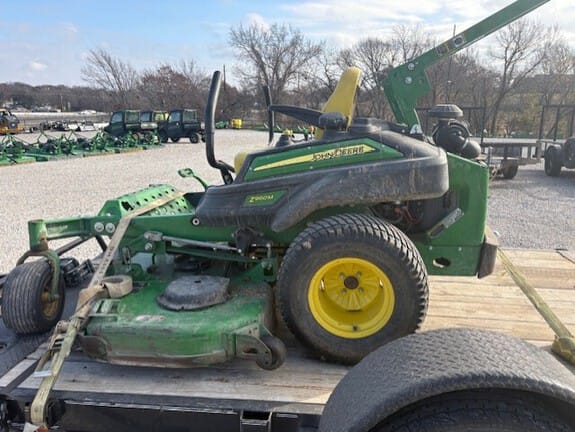 2019 John Deere Z960M Equipment Image0