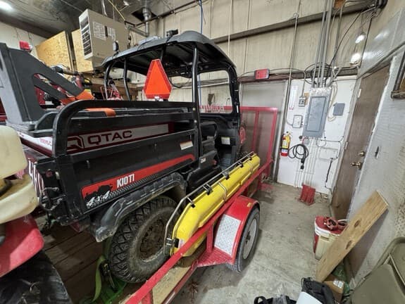 Image of Kioti Mechron 2200 equipment image 4