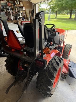 Image of Kubota B2601 equipment image 2