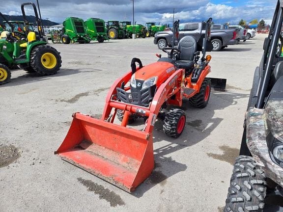 2019 Kubota BX2380 Equipment Image0