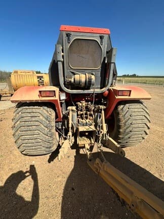 Image of Kubota M5-111 equipment image 3