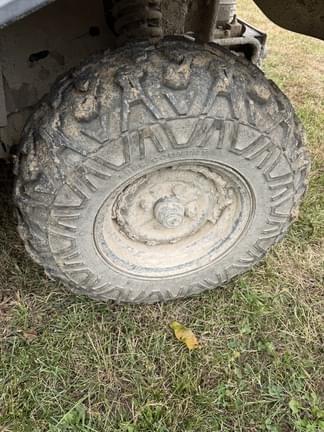 Image of Kubota RTV-X1100 equipment image 4