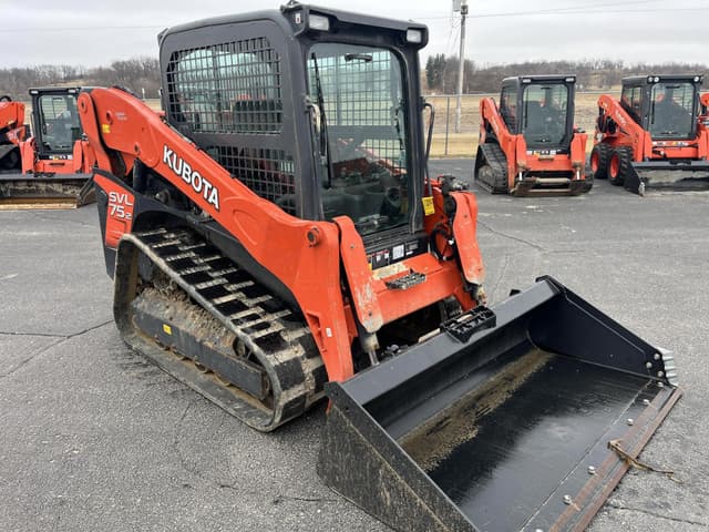 Image of Kubota SVL75-2 equipment image 2