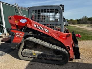 Image of Kubota SVL75 equipment image 2