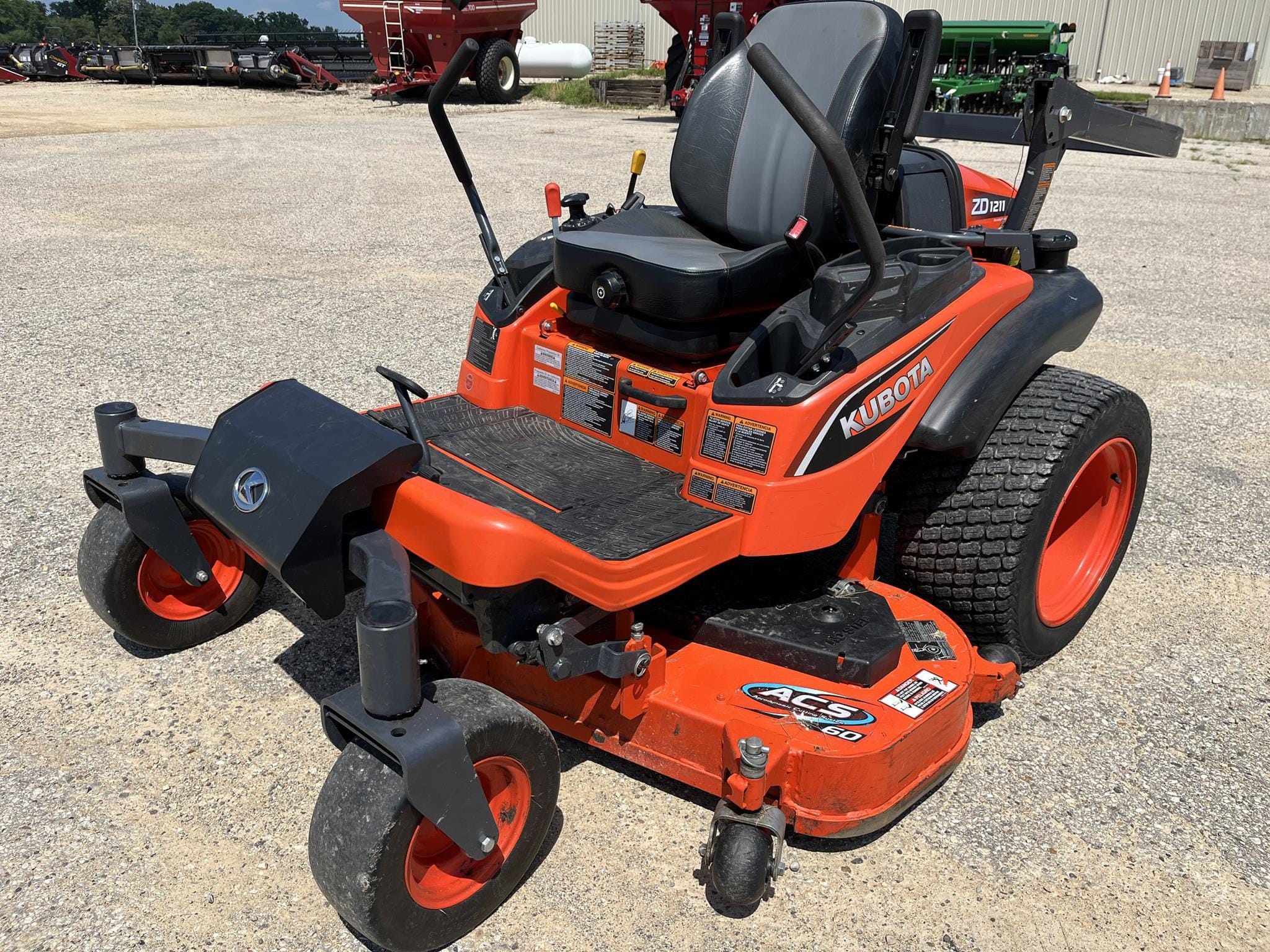 2019 Kubota ZD1211 Equipment Image0