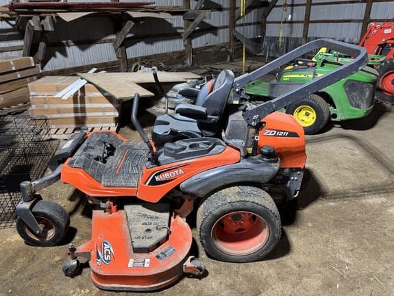 2019 Kubota ZD1211 Equipment Image0