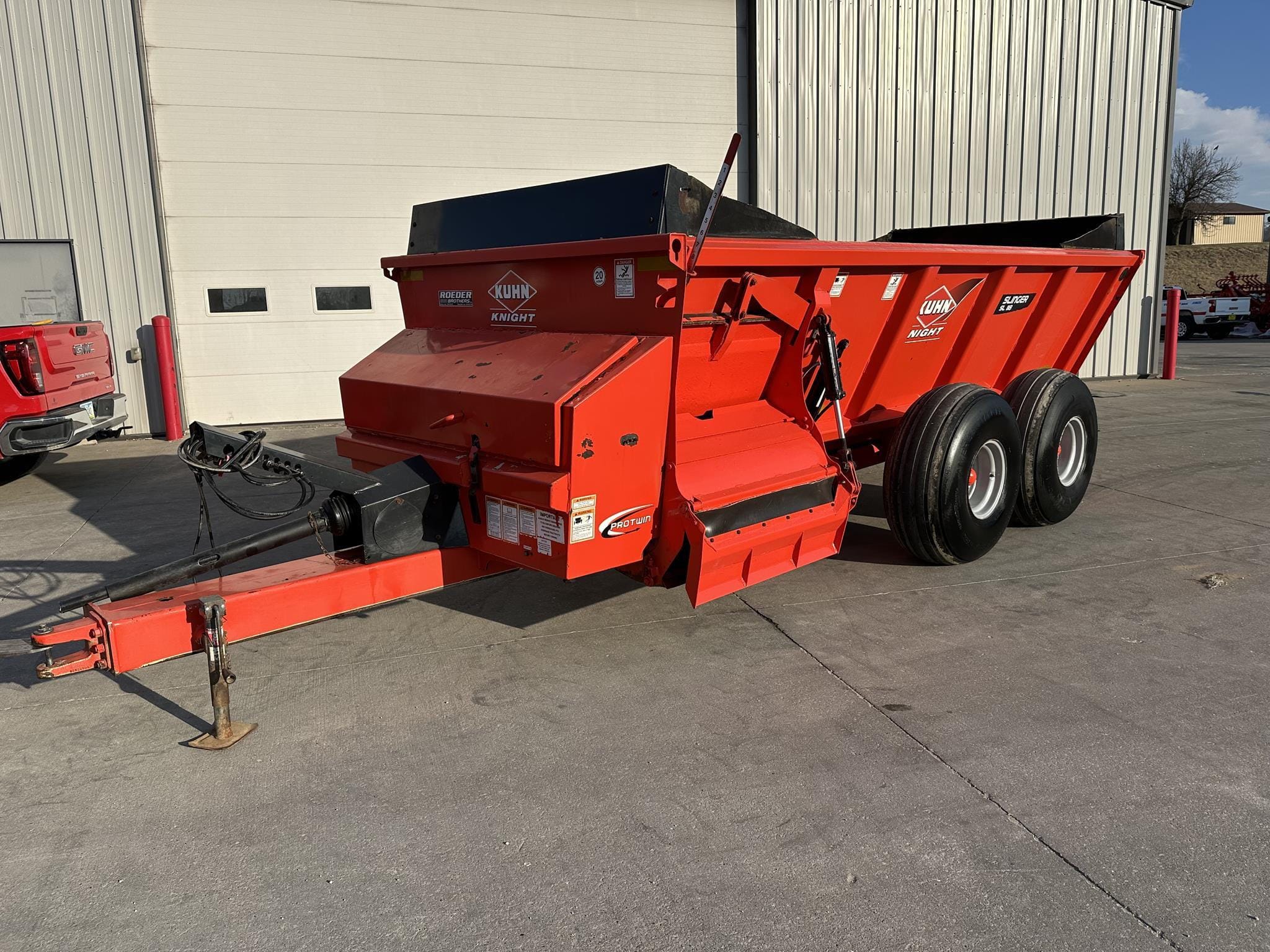 2019 Kuhn Knight SL118 Equipment Image0