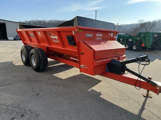 Image of Kuhn Knight SL118 equipment image 1