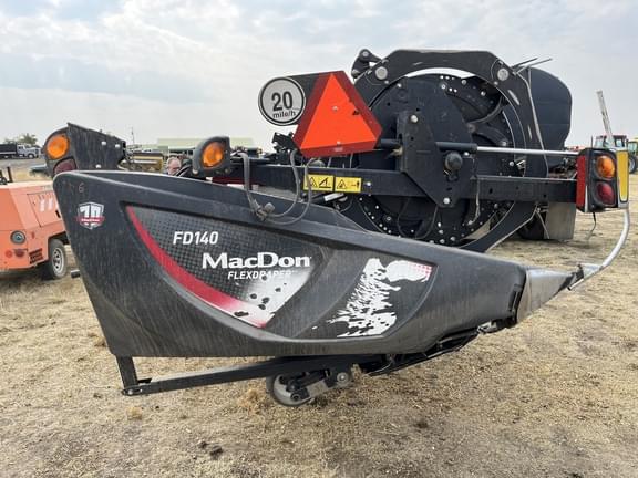 Image of MacDon FD140 equipment image 1