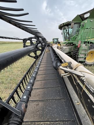 Image of MacDon FD145 equipment image 3