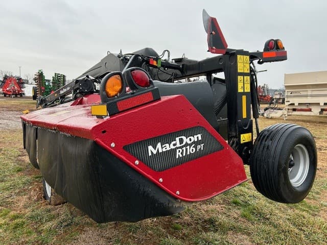 Image of MacDon R116-16-S equipment image 4