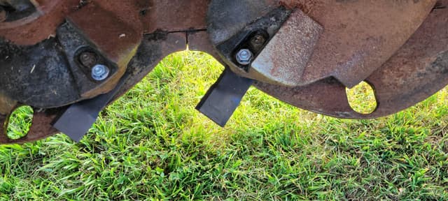 Image of MacDon R116-16-S equipment image 3