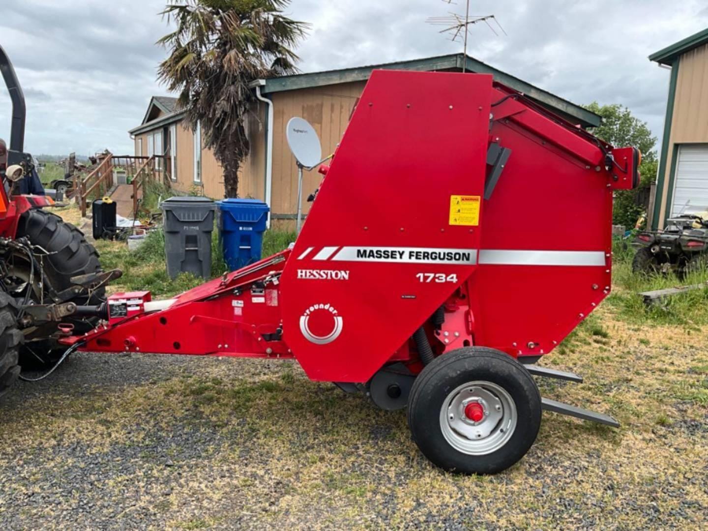 2019 Massey Ferguson 1734 Equipment Image0
