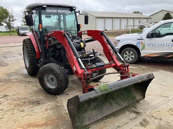 Image of Massey Ferguson 1760M Primary image