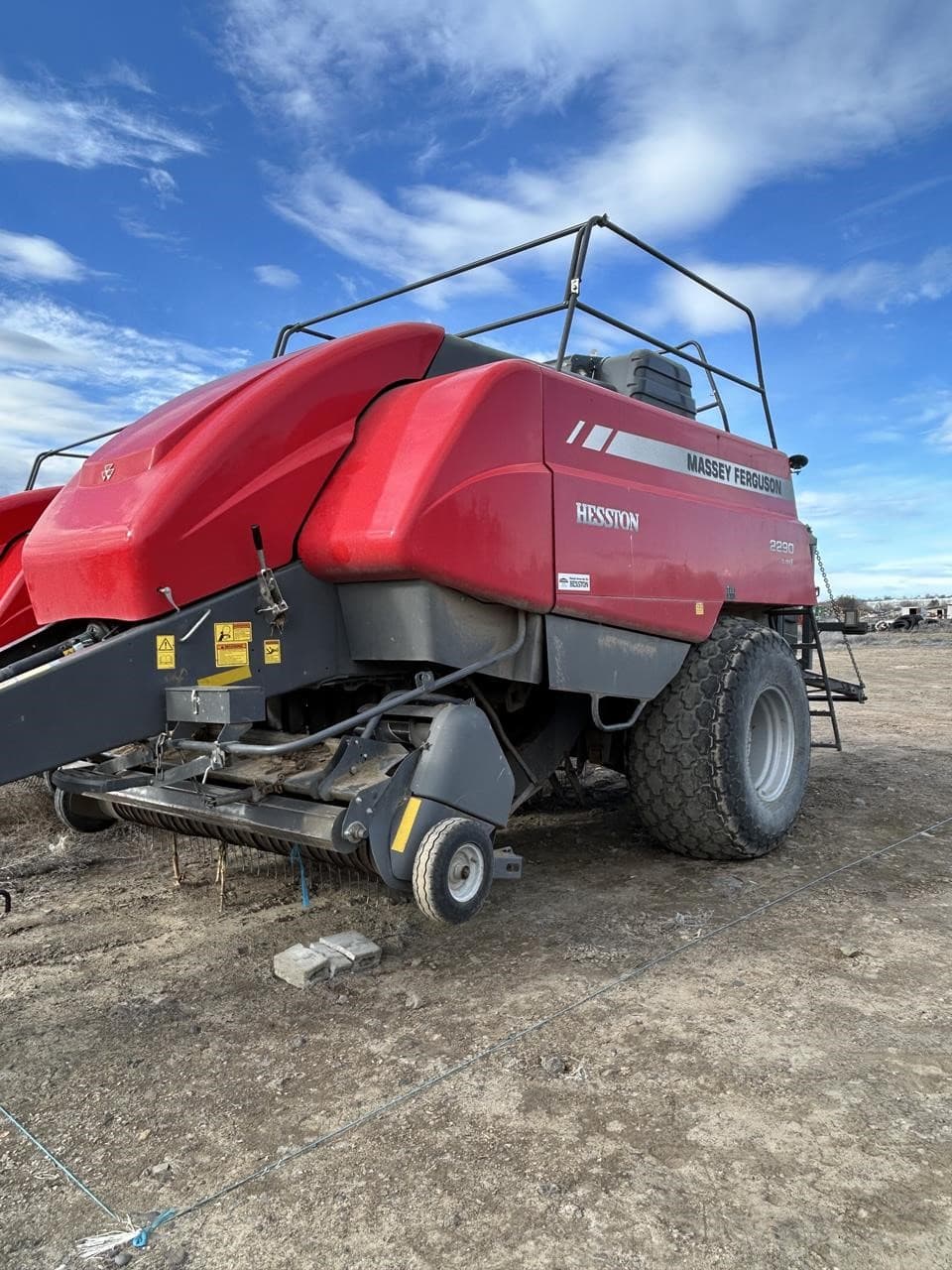 Image of Massey Ferguson 2290 Primary image