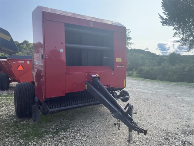 Image of Massey Ferguson Hesston 2956 equipment image 1