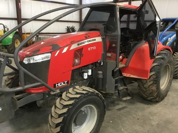 2019 Massey Ferguson 6713 Equipment Image0