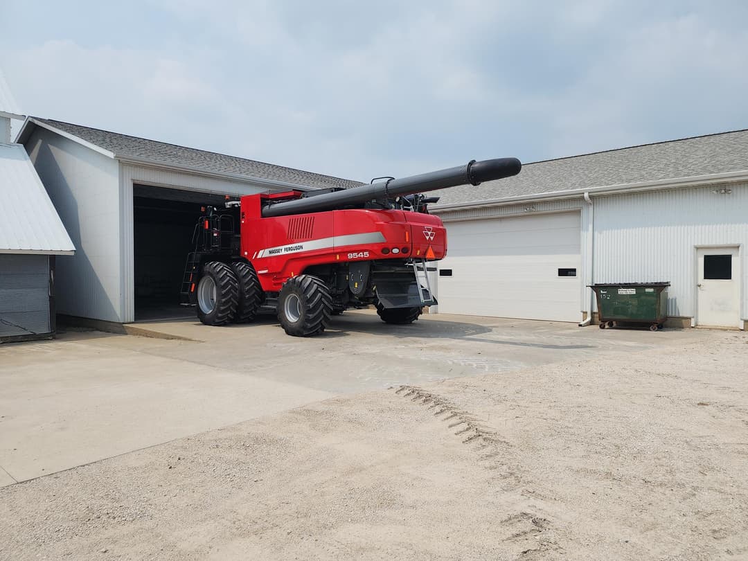 Image of Massey Ferguson 9545 Primary image