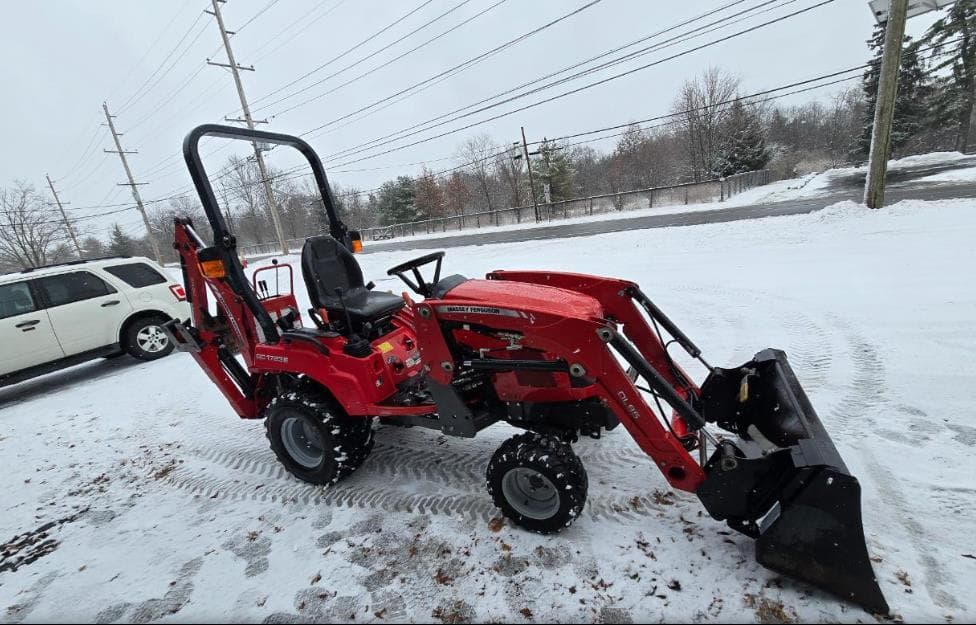 Image of Massey Ferguson GC1723EB Primary image