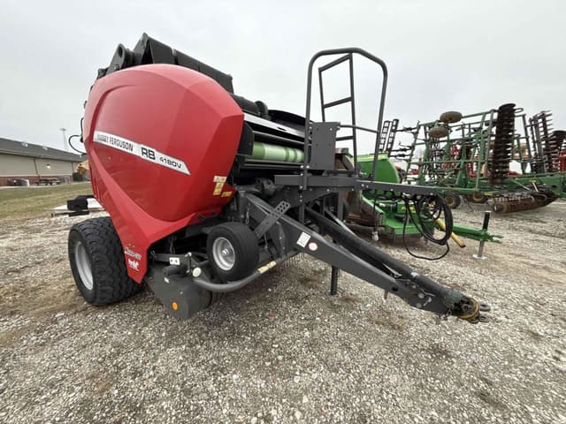 Image of Massey Ferguson RB4180V equipment image 2