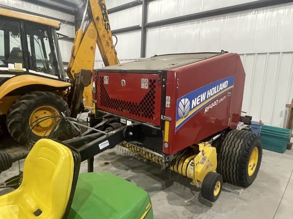 2019 New Holland RF440 Equipment Image0