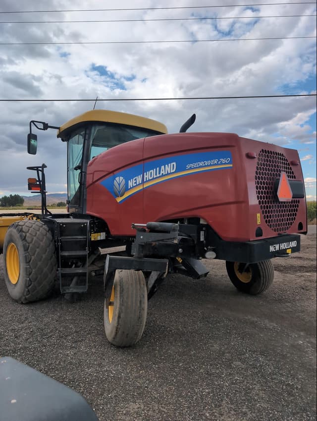 Image of New Holland Speedrower 260 equipment image 3