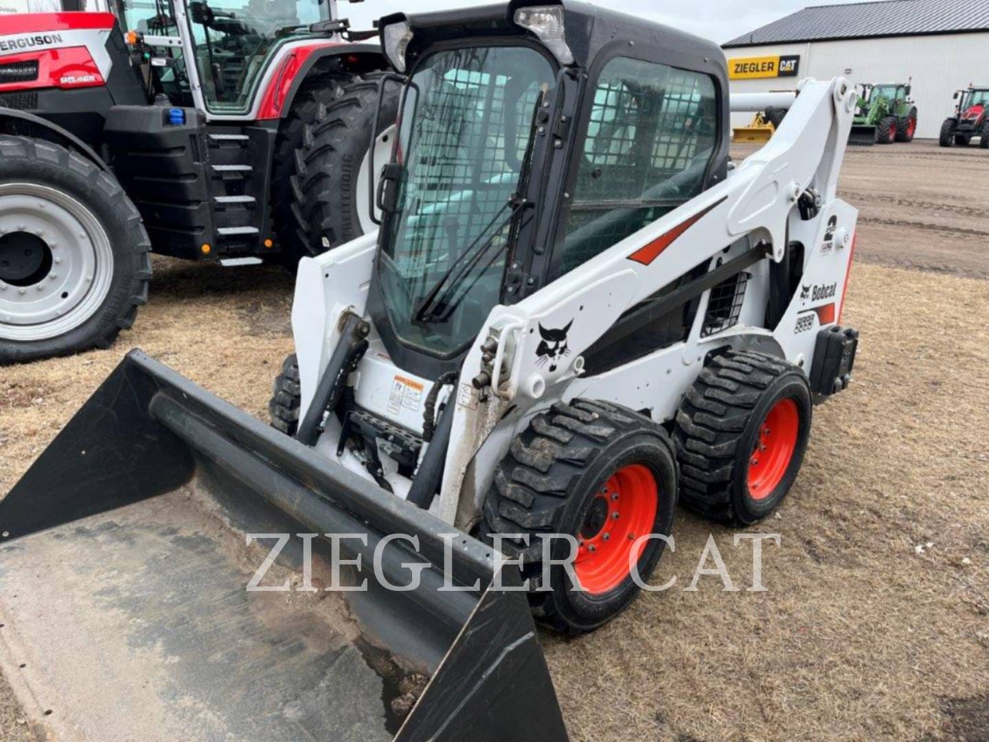 2019 Bobcat S595 Equipment Image0