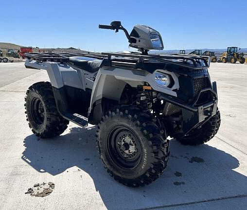 Image of Polaris Sportsman 570 equipment image 1