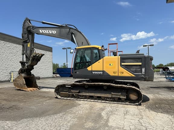 Image of Volvo EC300EL equipment image 1