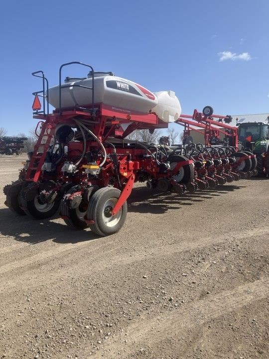 Image of White 9824 equipment image 4