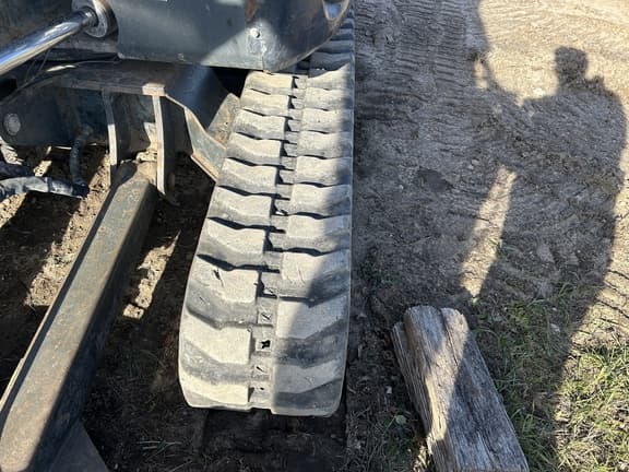 Image of Bobcat E42 equipment image 3