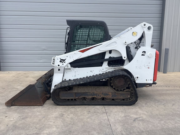 2020 Bobcat T740 Equipment Image0