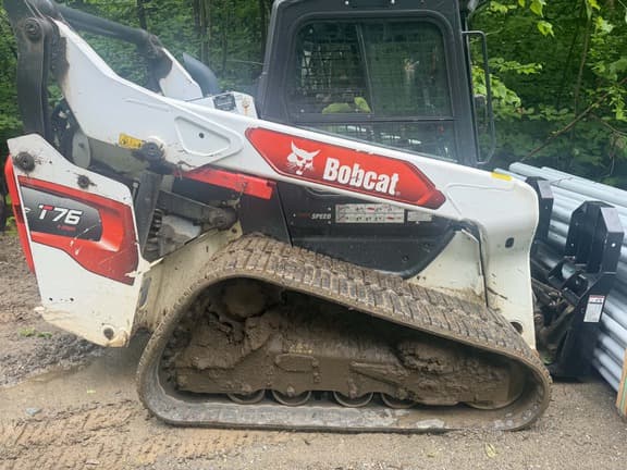 Image of Bobcat T76 equipment image 4