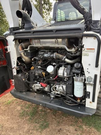 Image of Bobcat T870 equipment image 3